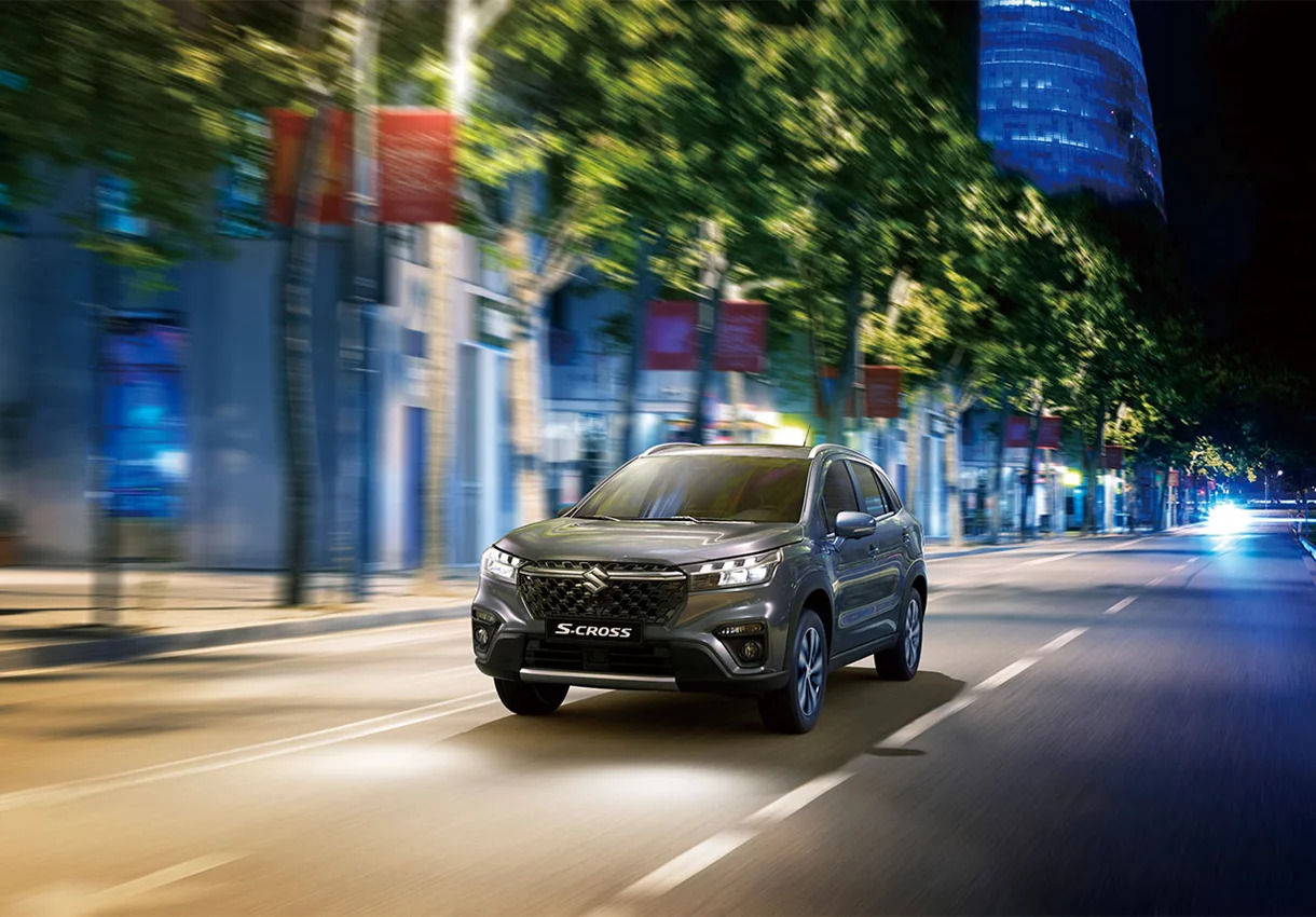 s-cross_night_city_sep23